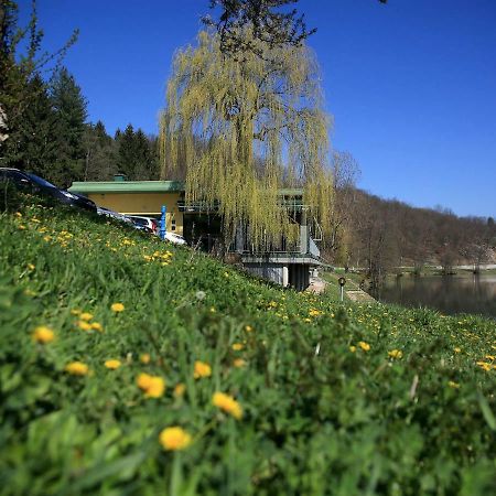 Motel Dobra Duga Resa Bagian luar foto