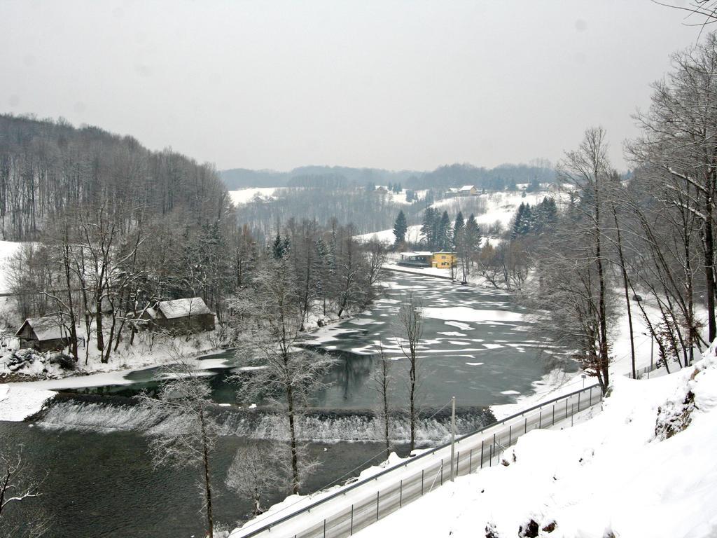 Motel Dobra Duga Resa Bagian luar foto